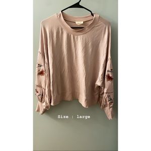 Beautiful sleeve detailed blouse